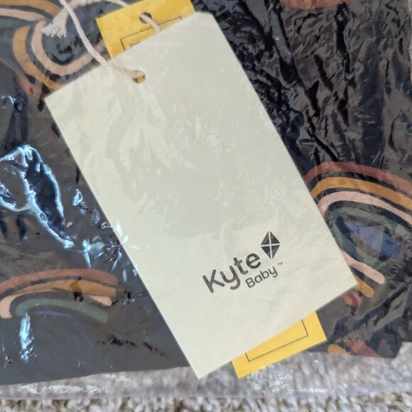 NWT Kyte Baby Bamboo Zippered Footie in Rust Rainbow 18-24m - Picture 6 of 7